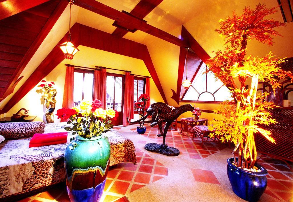 Coco Palace Resort Nai Harn Oda fotoğraf