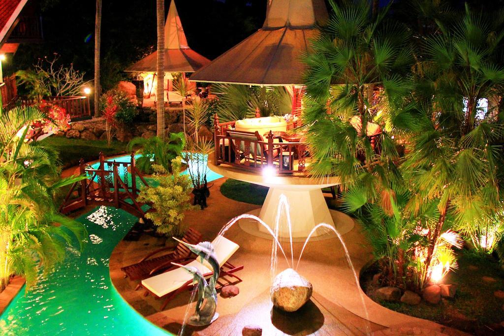 Coco Palace Resort Nai Harn Dış mekan fotoğraf